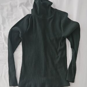 Old Navy Dark Green Ribbed Turtleneck Sweater